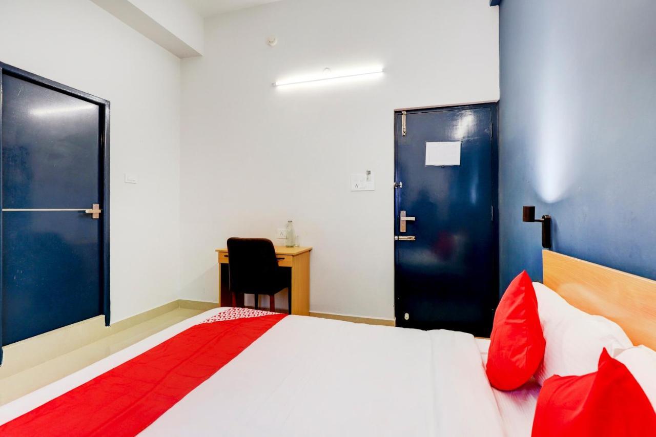 Super Oyo Silverkey Nanganallur Near Chennai International Airport Hotel Exterior photo