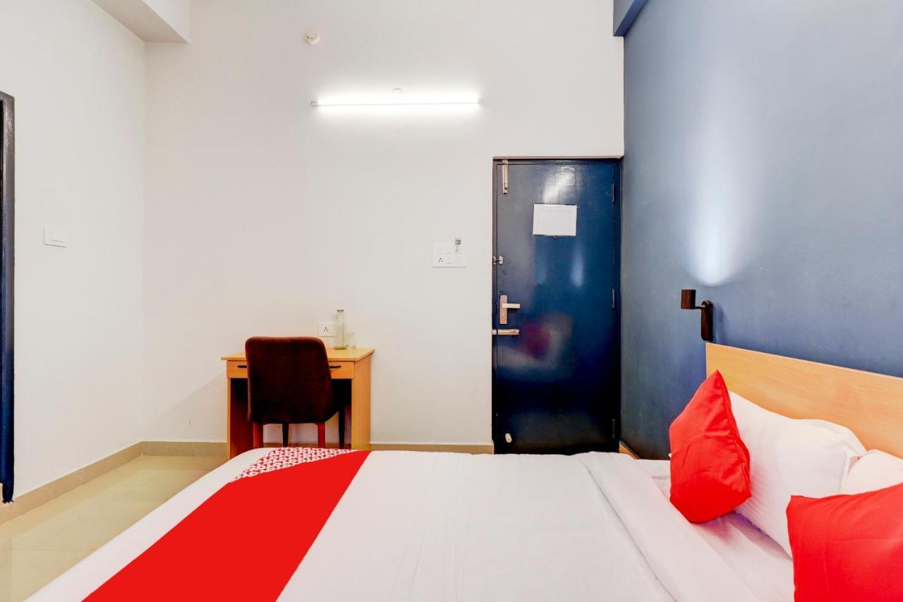 Super Oyo Silverkey Nanganallur Near Chennai International Airport Hotel Exterior photo