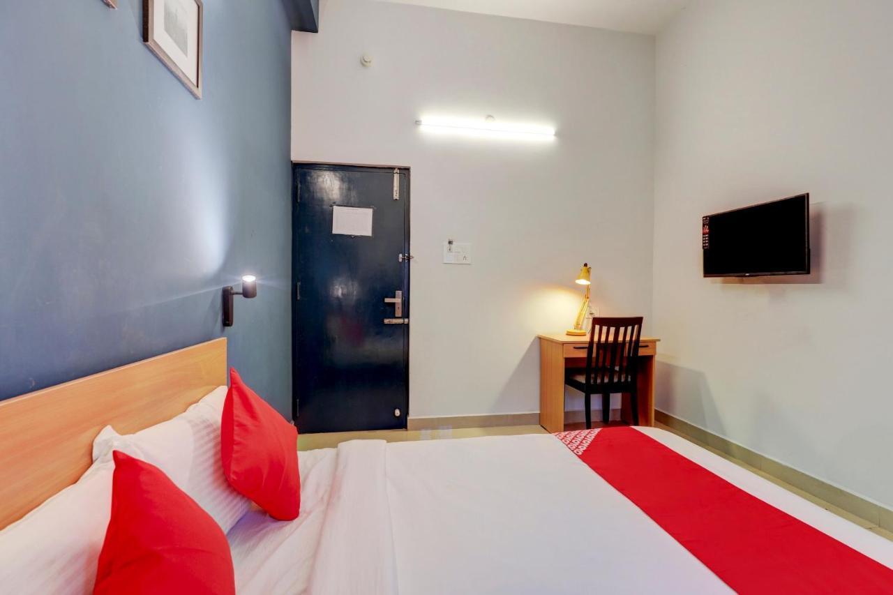 Super Oyo Silverkey Nanganallur Near Chennai International Airport Hotel Exterior photo